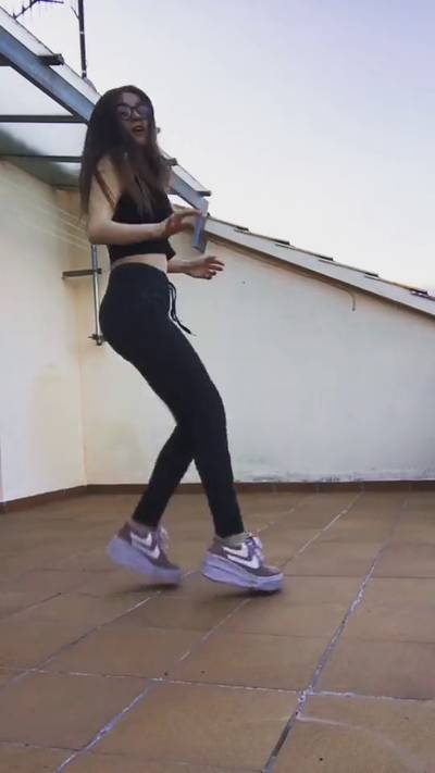 Sample image from Full Body TikTok Dancing
