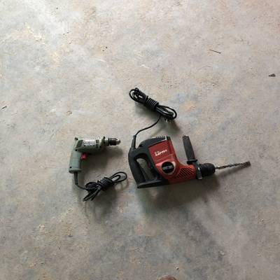 Sample image from Detection of Small Size Construction Tools
