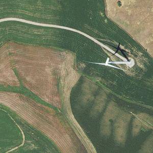 Sample image from Wind Turbine Detection (by Luke Borkowski)