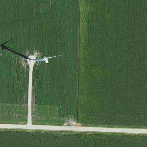 Sample image from Wind Turbine Detection (by Luke Borkowski)