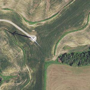 Sample image from Wind Turbine Detection (by Luke Borkowski)