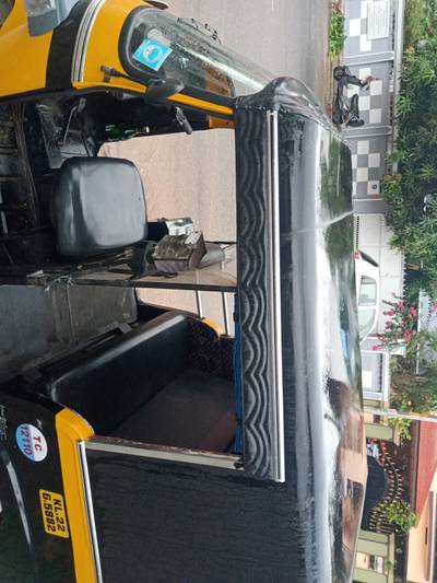 Sample image from Vehicle Wheel Detection