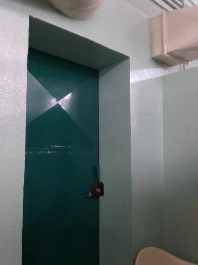 Sample image from DeepDoors2