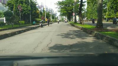 Sample image from Road Damage
