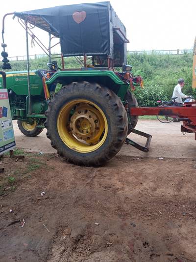 Sample image from Construction Vehicle Images