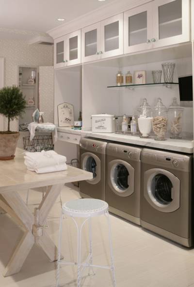 Sample image from Indoor Objects Detection