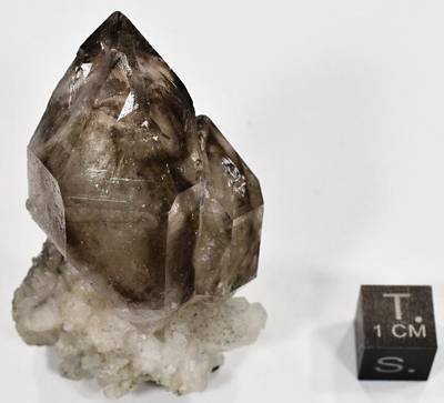 Sample image from MineralImage5k