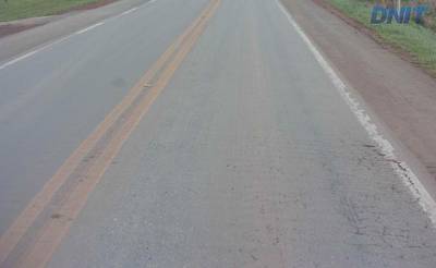 Sample image from Cracks and Potholes in Road