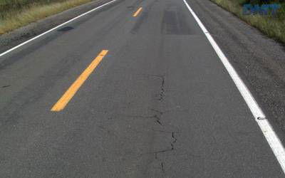 Sample image from Cracks and Potholes in Road