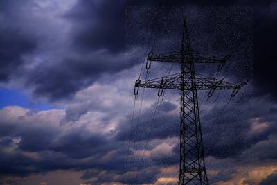 Sample image from Wind Turbines (by Kyle Graupe)