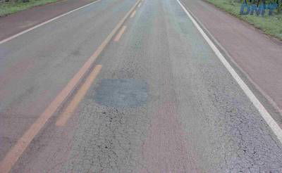 Sample image from Cracks and Potholes in Road