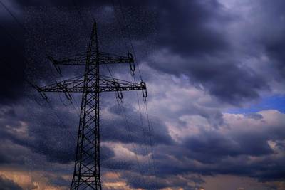 Sample image from Wind Turbines (by Kyle Graupe)